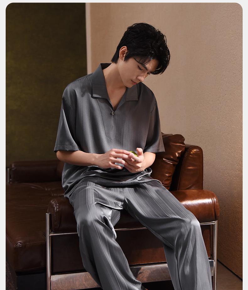 Xuan Liang Men's Sleepwear Summer Thin Ice Silk Short-sleeved Pants High-end Light Luxury Imitation Silk Home Furnishing Set