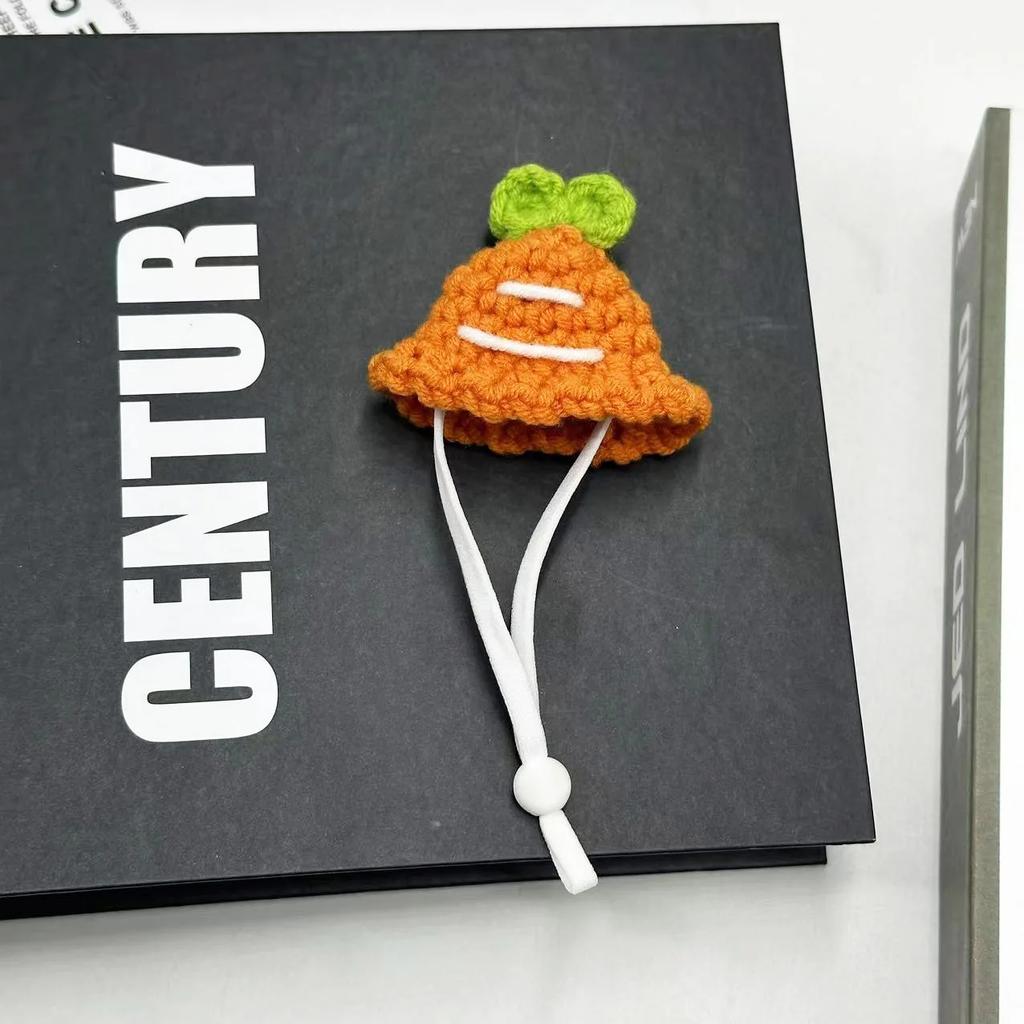 Handmade Knitted Hat for Small Animal, Mini Hand Pet Hat Tiny Hamster Hat for Parrot Snake Cute Chipmunk Guinea Pig Accessories