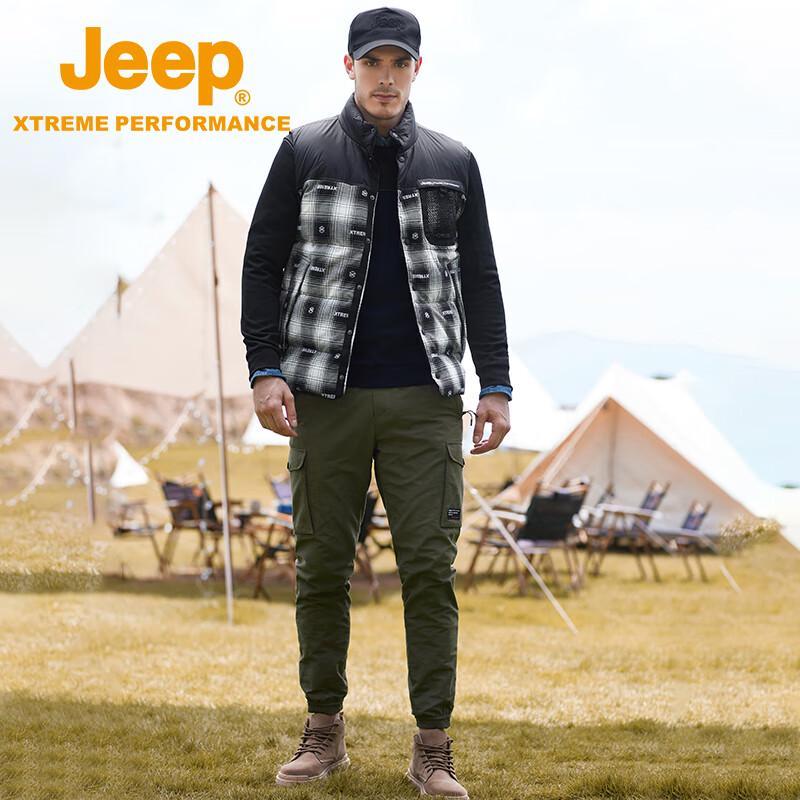 

Унисекс теплая жилетка Jeep на утином пуху L