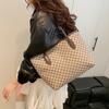 Commuter Large-capacity Retro Women's Bags, New Fashionable Versatile Shoulder Underarm Bags, Premium Tote Bags