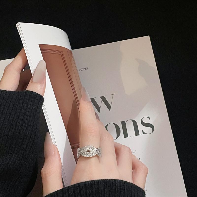 Zircon T Square Full Diamond Opening Ring Horseshoe Star Exquisite High-End Isn'T The Wind Super Flash Ring Woman