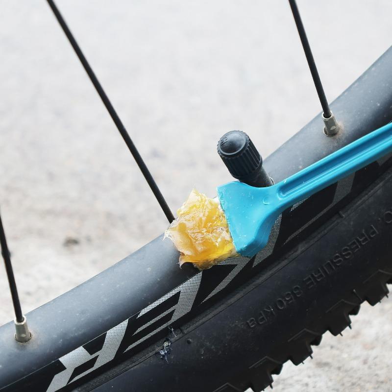 Automotive Lubricating Grease for Sunroof Window Tracks Hinges 100g High Temperature Resistance Silent Smooth Glide Lubricant