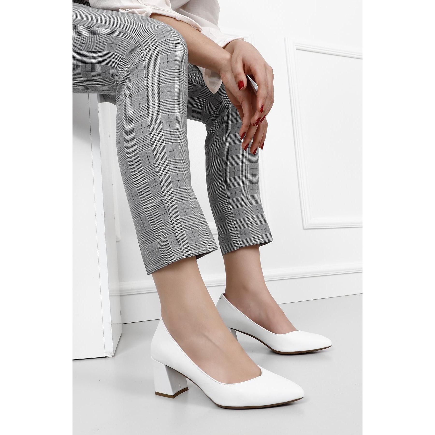 

Женское вечернее платье Классические вечерние туфли на каблуке Стильные гламурные туфли на высоком каблуке Высокое качество Новый сезон 2023 г.