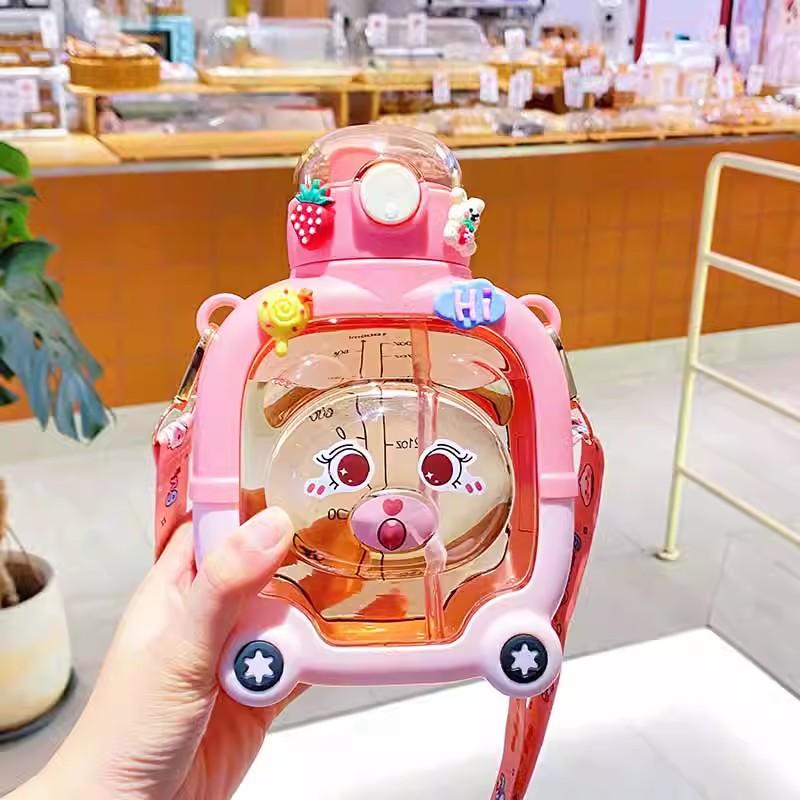 Kawaii Bear Water Bottle BPA Free For Kids 1000ml Plastic Cute Bubbule Tea Milk Portable School Drinking Bottles With Straw Gift