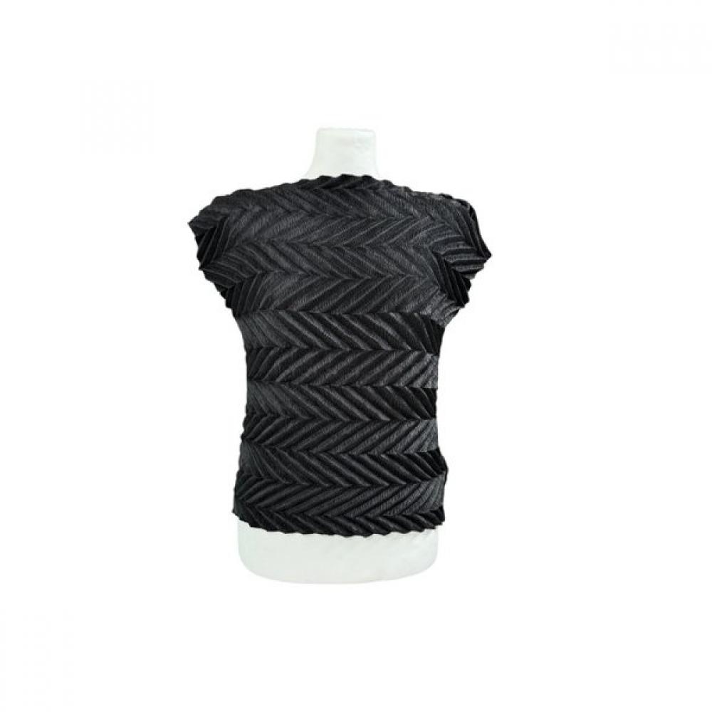Specchio Sleeveless Tee   Zigzag Pleated Boat Neck 441 158