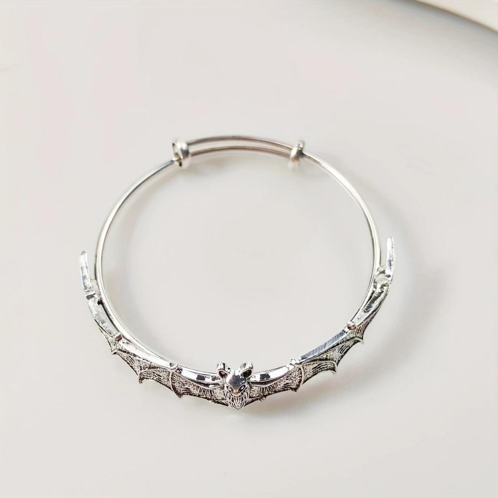 Geometric Texture Bat Earrings Bracelet European American Retro Elegant Punk Exaggerated Animal Accessory Gift
