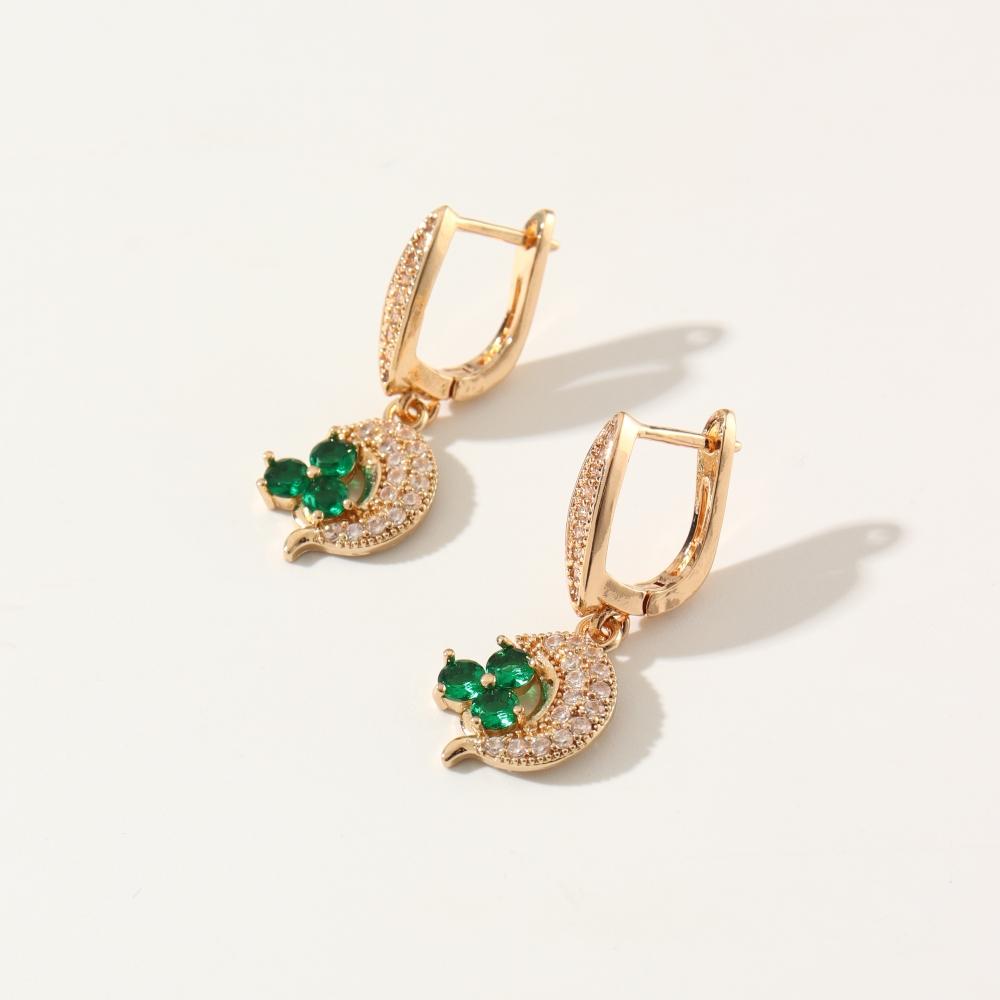 Dolphin Shape Dangle Earrings for Women 2025 New Golden Zirconia Drop Earring Ladys Wedding Party Jewelry Accessories