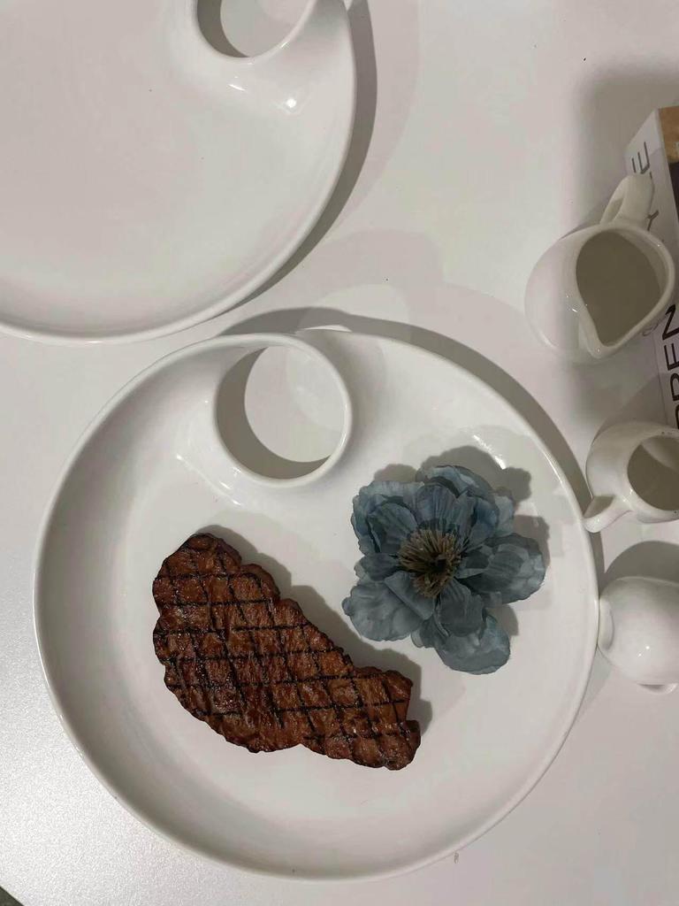 Solid Color Ceramic Round Plate for Steak, Dessert, or Pasta