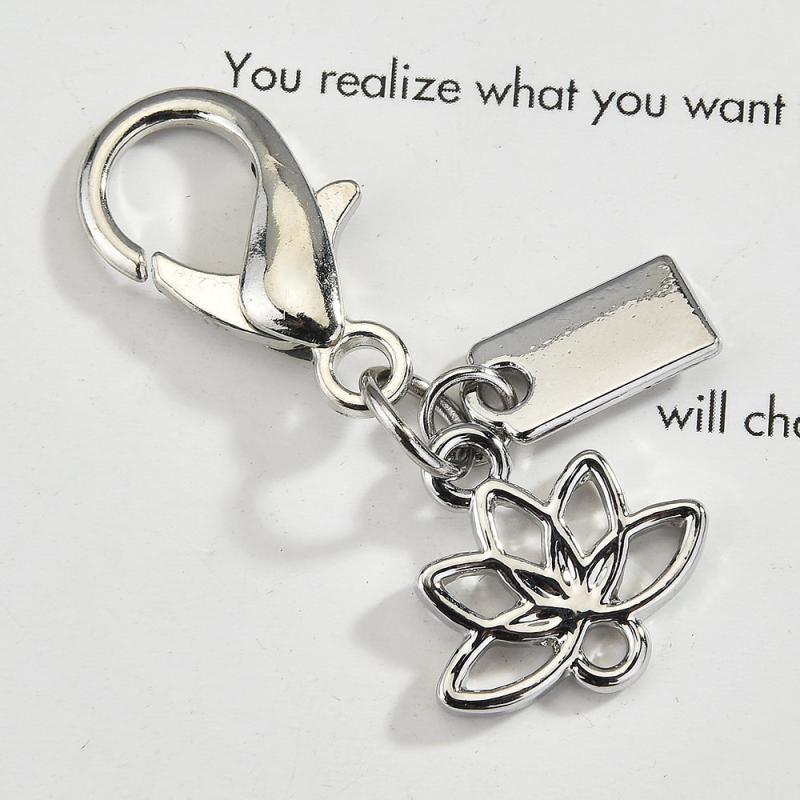

Exquisite Creative Heart Biscuit Pendant Keychain Bag Charm Horse Car Key Ring For Women Backpack Decoration Accessories Gifts A5