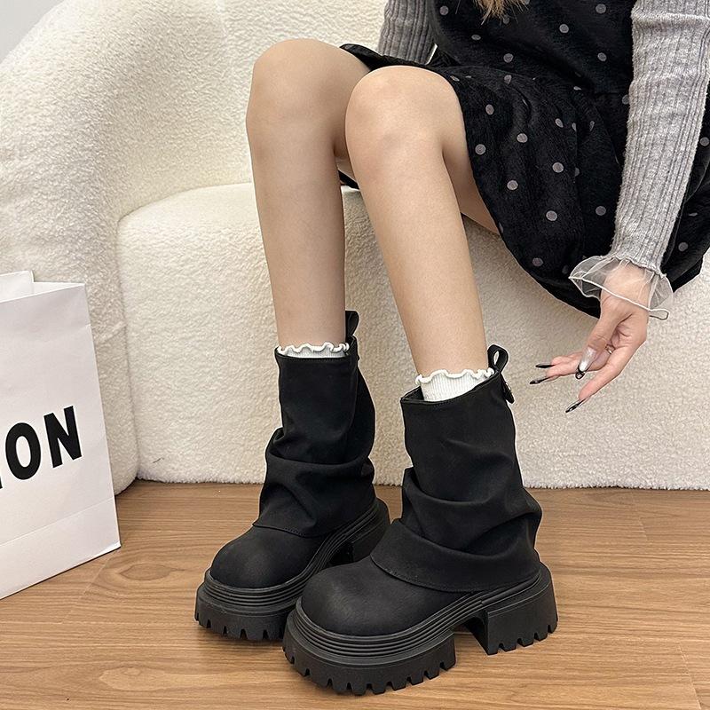 Medium tube thick bottom versatile new trousers fashion boots big head light mouth light sleeve foreign style round head autumn