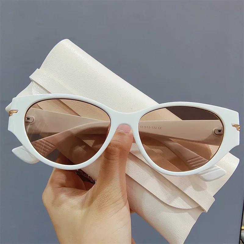 

Oversized Rivet Leopard Cat Eye Women Sunglasses Design Vintage Decor Acrylic Cateye Shades Eyewear White Men Sun Glasses Female as picture