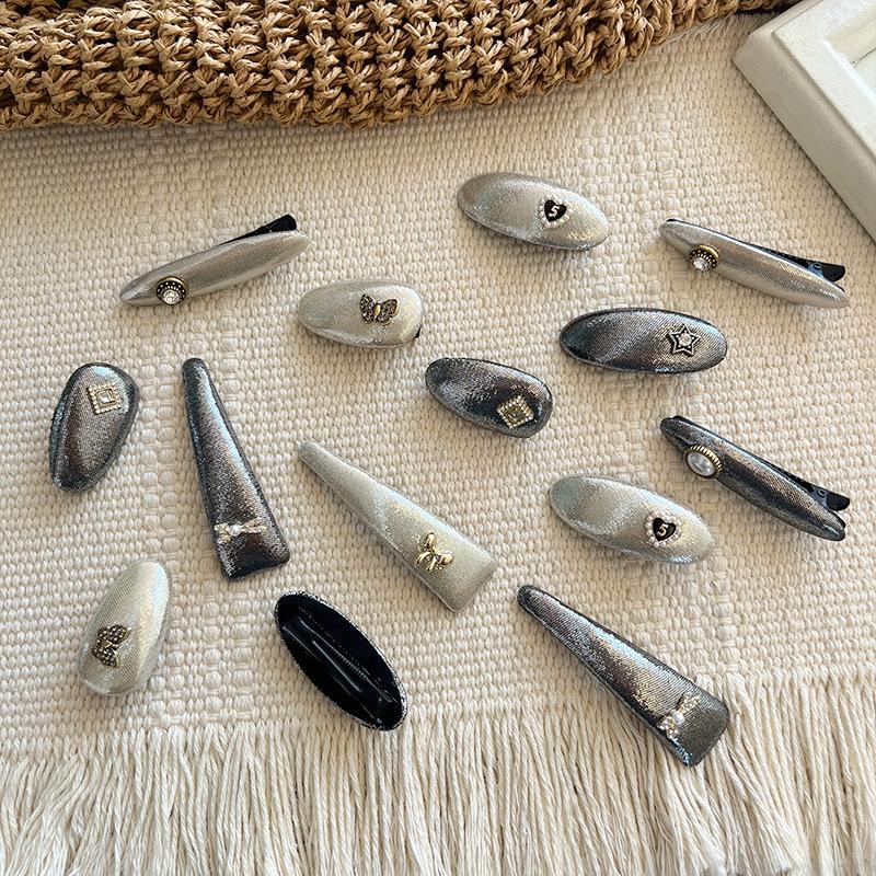 New Star Silver Leather Heart & Butterfly Diamond Hair Clip – Versatile Fashion Duckbill Hairpin