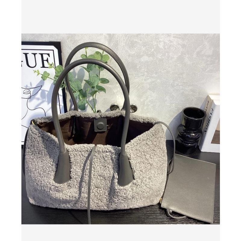 Large Capacity Simple Winter Women's Bag 2025 New Trendy Fashion Handbag One-shoulder Wool Foreign Style Tote Bag