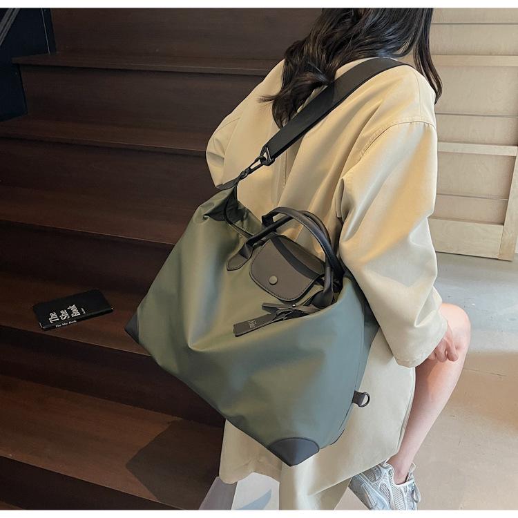 Damen Handtasche mit großem Fassungsvermögen, leicht, Duffle-Bag für Reisen und Fitnessstudio, für Geschäftsreisen und Pendler