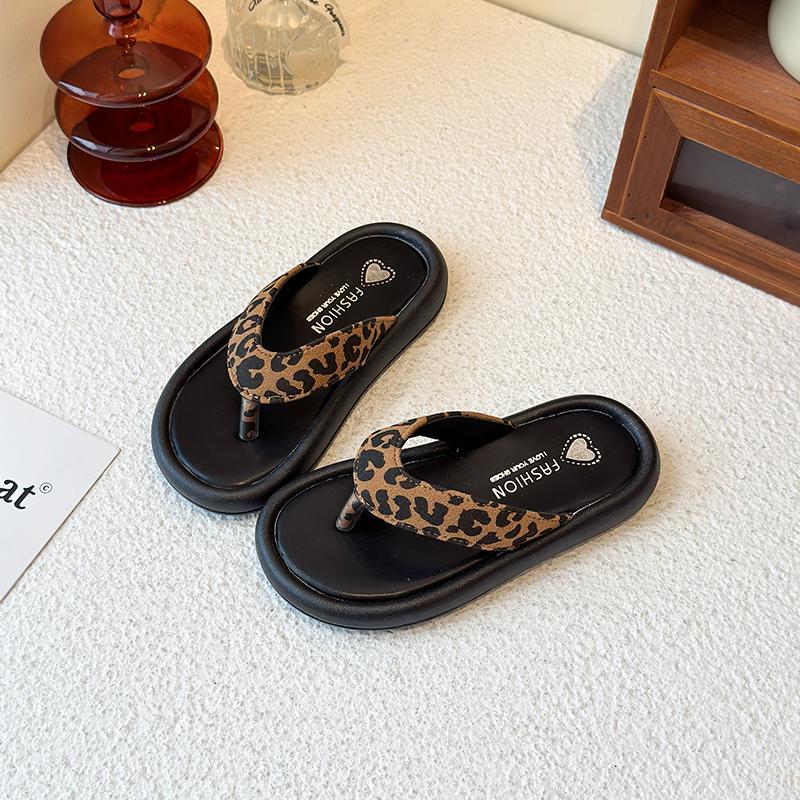 Kids Casual Sandals for Girls Summer New Toddler Beach Flip-flop Non-slip Soft Sole Lightweight Retro Kids Outdoor Slippers