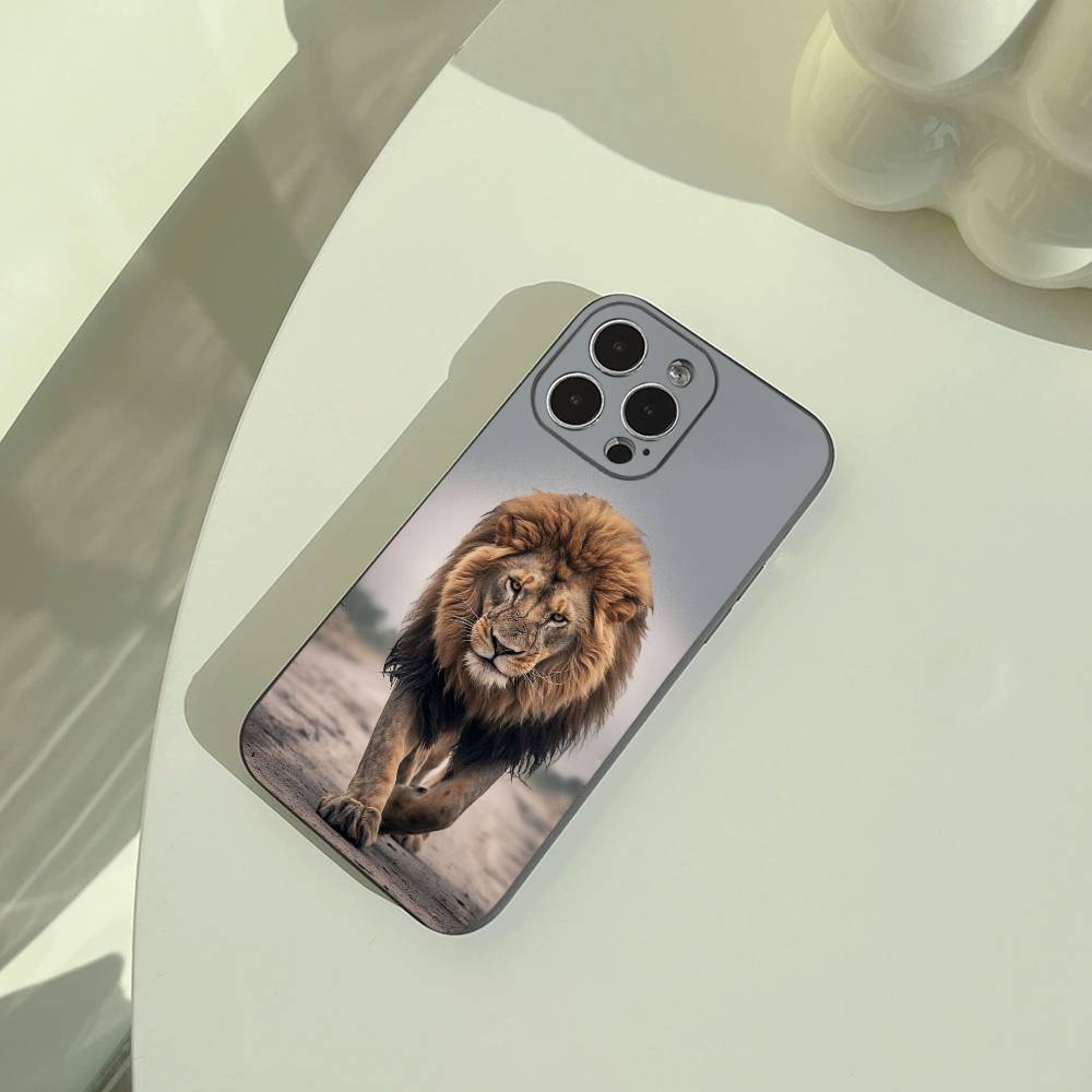 Lion- Pattern Phone Case For iPhone 17,16,15,14,13,12,11 Pro Max, Lightweight and Practical Soft Black Cover