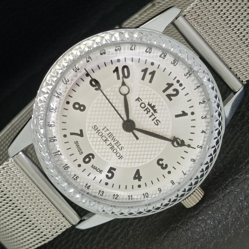 

REFURBISHED MENS HAND-WINDING SWISS SILVER COLOR DIAL WATCH a431606-2 R108-a431606