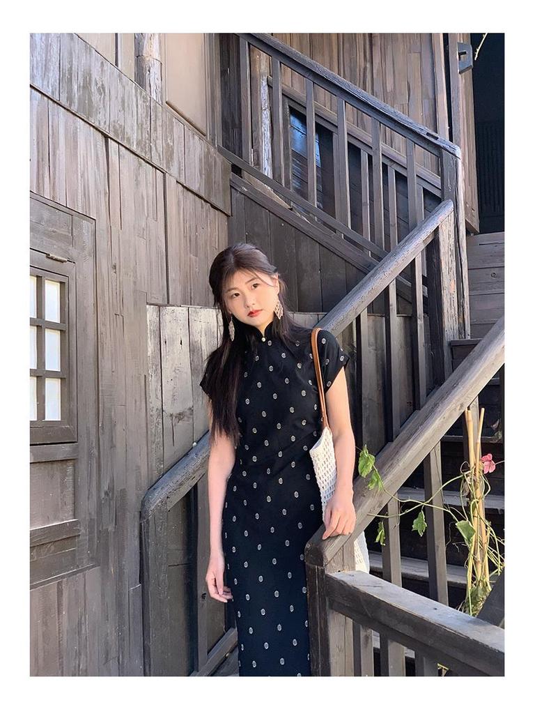 Fresh & Comfortable 'With Wind' Daily Girl Cheongsam: Retro Chinese Style Dress for Spring/Summer