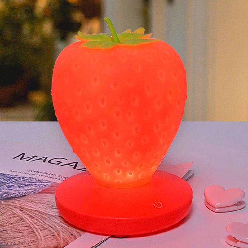 

Модный светодиодный светильник с клубникой, силиконовый ночник, зарядка через USB, яркий датчик света, украшение комнаты, детский подарок None красный