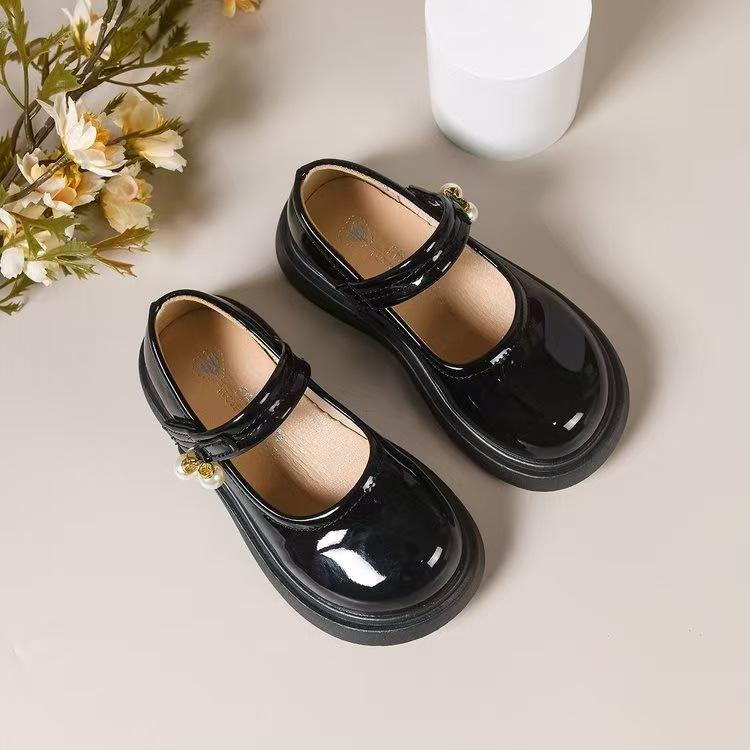 Girls' Black Leather Mary Jane Shoes - Soft Sole, Stylish for Spring/Autumn, Perfect for Performances