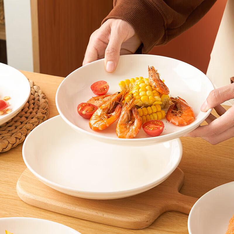 777 8-Inch White Ceramic Dinner Plates