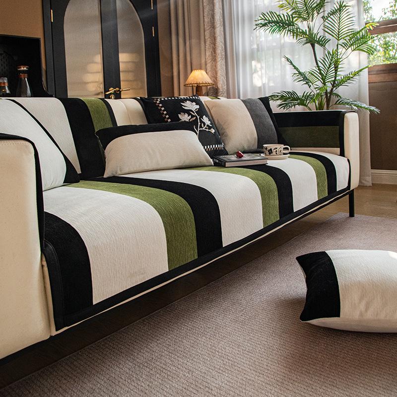 

New High-End Sofa Cushion, Universal In All Seasons, Medium And Ancient Style, Straight Row Seat Cushion, Non-Slip Sofa Cover Cover Cloth 70*70cm