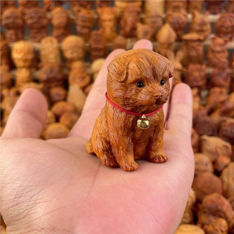 Träsnideri Valp Handhållen Bit Träsnideri Zodiak Sött Djur Pastoral Hund Välmående Rikedom Kulturella Ornament