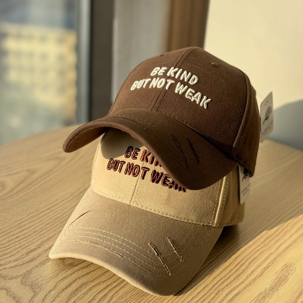 High-quality New Hard-top Baseball Cap with Three-dimensional Embroidered Letters, Makes the Face Look Smaller, Suitable for Large Head Sizes, Sun