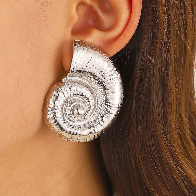 Punk Boho Big Conch Snail Stud Earrings for Women Trendy Unique Chunky Piercing Vacation Accessories Birthday Anniversary Gifts