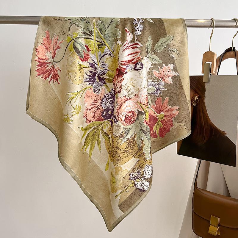 70cm New Fashion Square Scarf Women Floral Print Design Bandanas Lady Scarves Headband Handkerchief Hair Luxury Brand