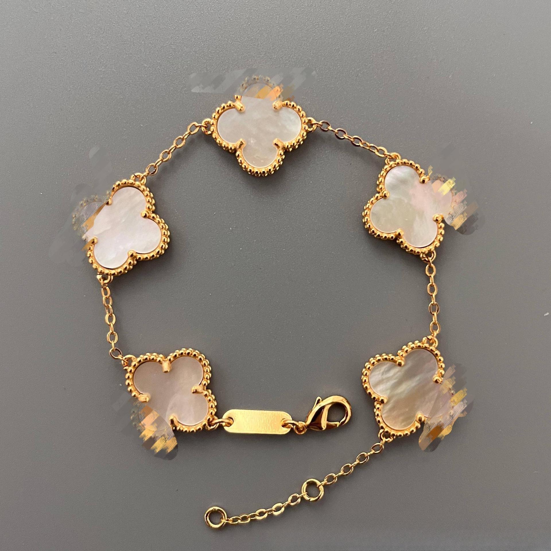 

Модный браслет из четырехлистного клевера и пятицветка 15 мм для женщин 18k Двусторонний перламутровый Простой и модный Универсальный браслет