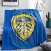 Logo Leeds United, Coperta in Flanella con Fantasia, Alta qualità, Confortevole per Tutte le Stagioni, Decorazione per la Casa, Calore e Comfort, Perfetta per Regali.