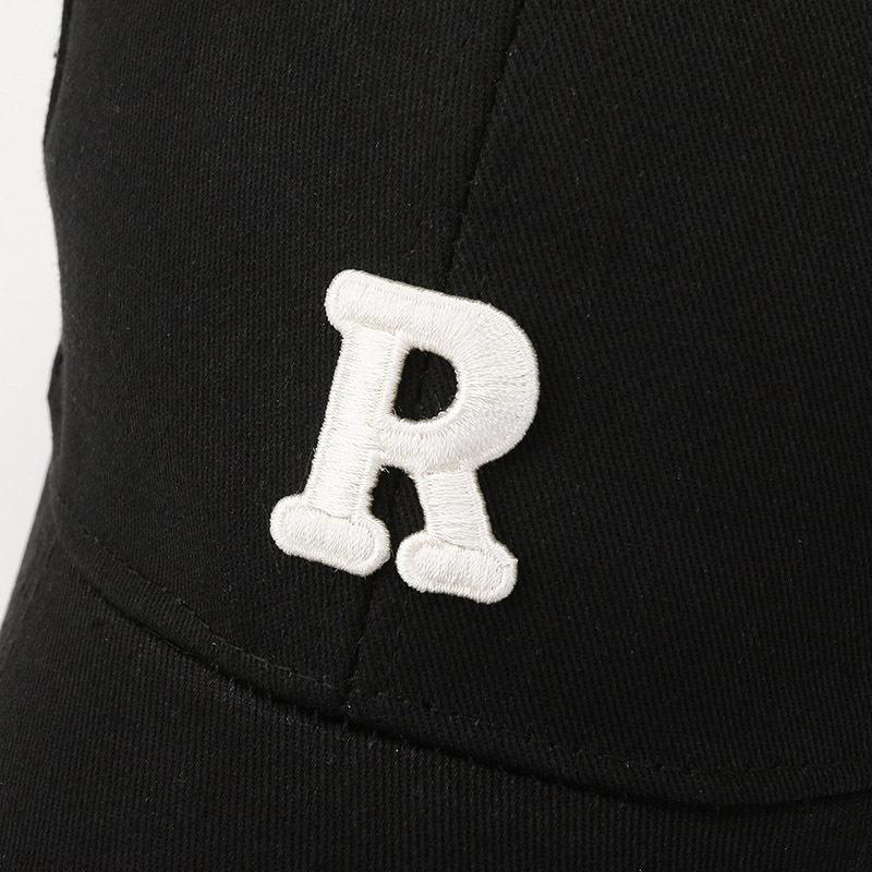 The new letter R baseball cap is on the market, fashionable men and women couples, trendy classic casual