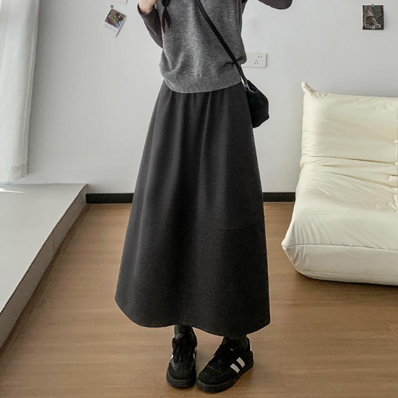 Korean Style Woolen Pumpkin Skirt: Women s Elegant A-line Mid-Length, High-Waisted, Drapey and Versatile for Autumn/Winter. Small