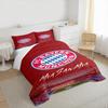 FC Bayern München Wappen Rotes Bettwäscheset (1 Bettbezug, 2 Kissenbezüge, Bettdecke nicht enthalten) für Wohnzimmer Fan Cave Dekoration, Mia San Mia Fußball Kunstdruck
