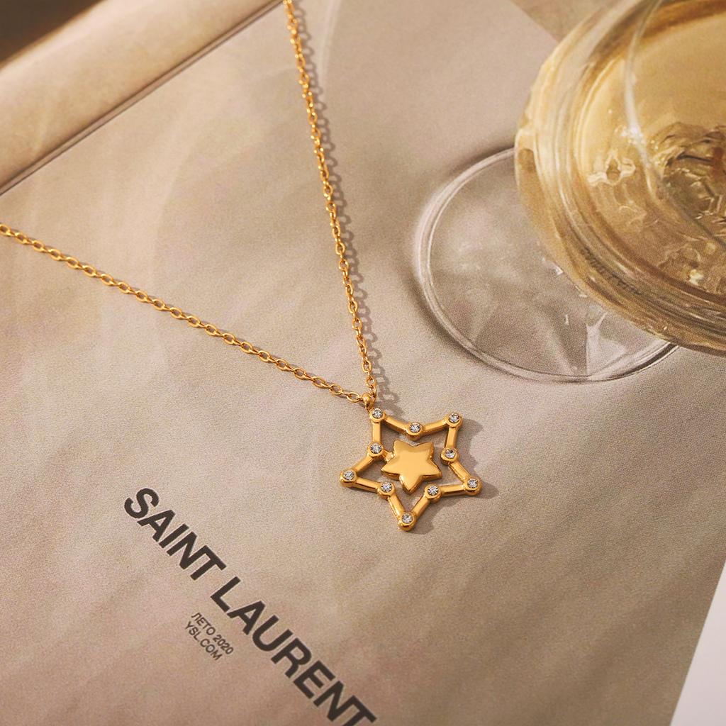 Yori Hollow Five Pointed Star Simple Necklace for Women High Quality Stainless Steel 18 K Metal Texture Choker Necklace Annivers