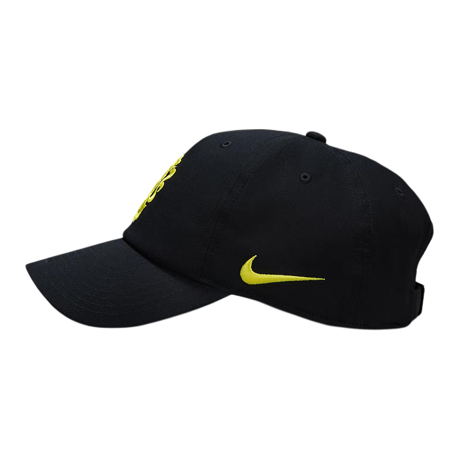 Nike Logo Soft Casual Polyester Duckbill