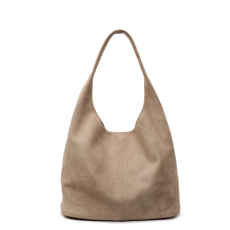 Korean Version of Matte Portable Tote Bag for Women's 2025 Autumn New Commuter High-value Fashionable Retro Underarm Shoulder Bag