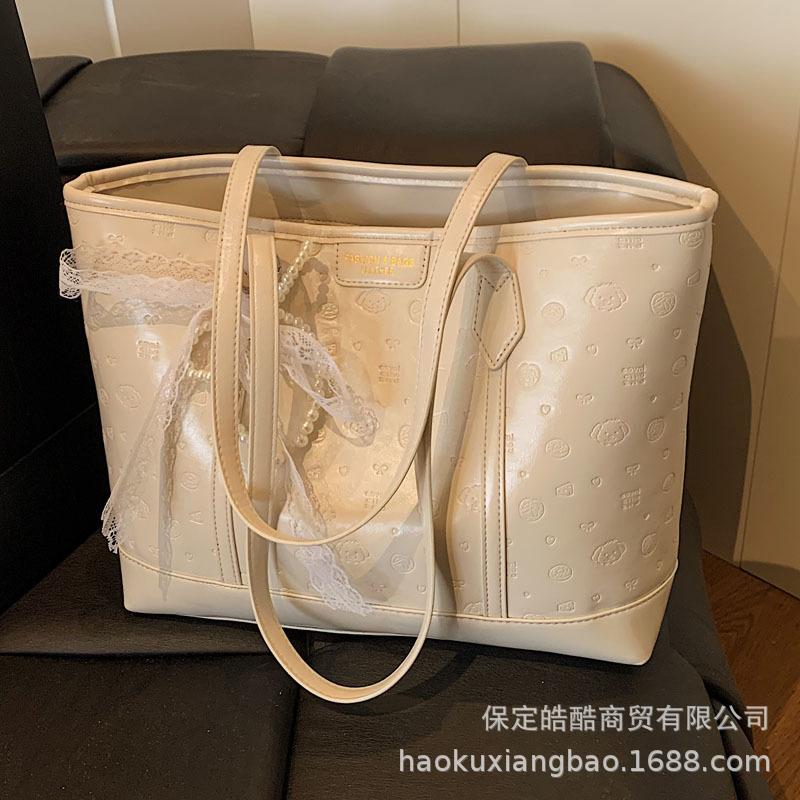 Tote bag female college students class 2025 new large-capacity bag casual shoulder bag summer Korean commuter bag