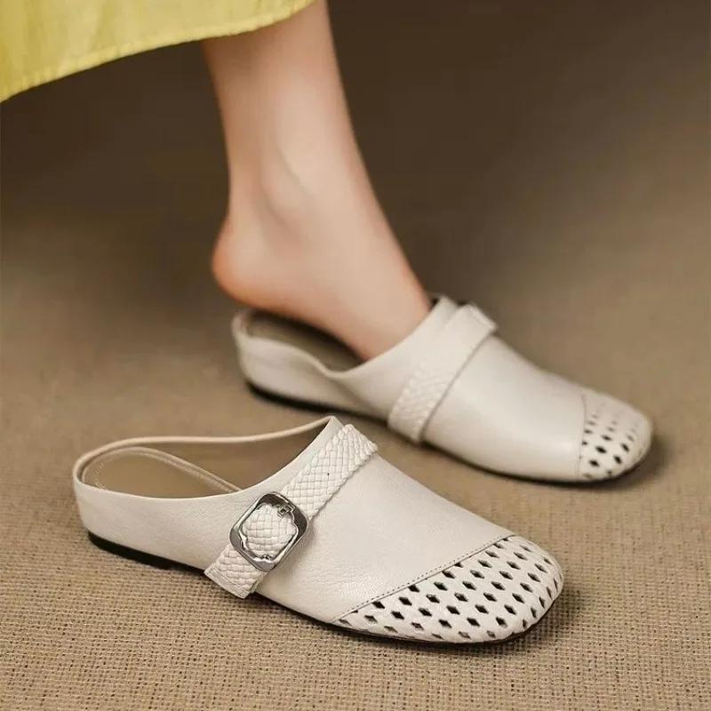 Fashion Shoes Female 2025 Closed Toe Women's Slippers Fashion Outdoor Daily New Belt Buckle Light Comfortable Best Seller Flat Slippers