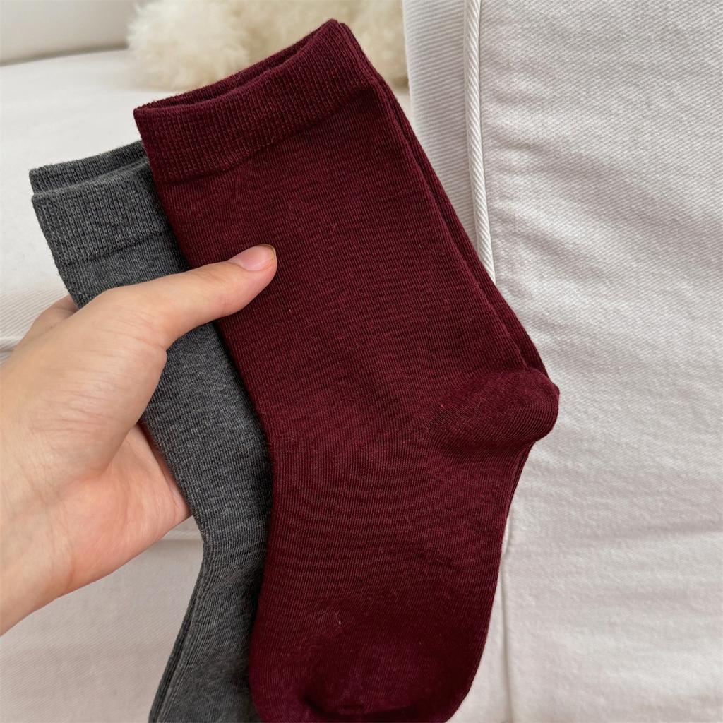 Retro Red Socks Women Casual Fashion Solid Color Black White Gray Long Socks Autumn and Winter Knitted Cotton Middle Tube Socks