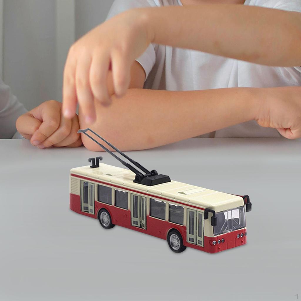 Classic Tram Model Transport Car 1:90 Scale Collectible Alloy Birthday Gifts Interactive Decor