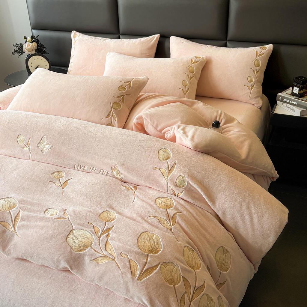 French Luxury Winter Fleece-Lined Velvet Bedding Set - Four-Piece High-Weight Double-Sided Fleece