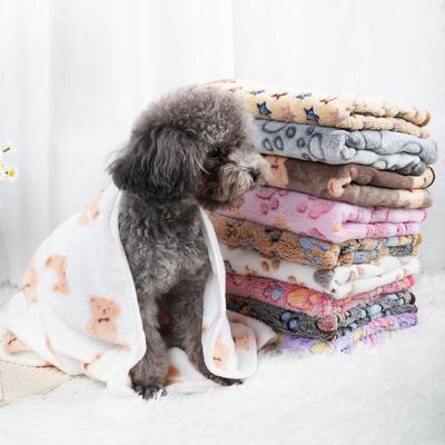 Coral Fleece Pet Blanket: Warm Autumn/Winter Nest Pad for Dogs & Cats