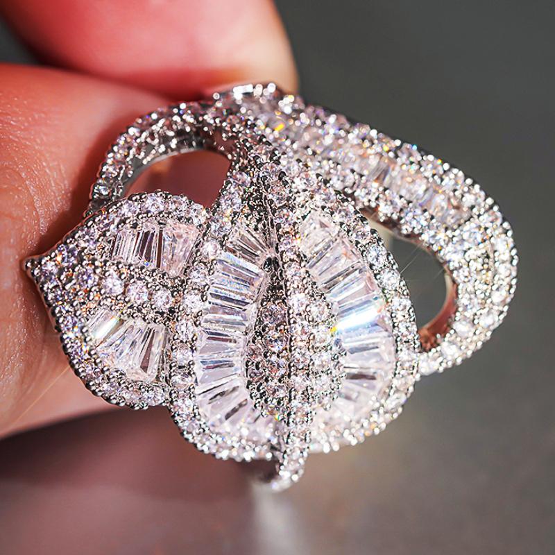 Luxury Leaf Finger Ring Lady Gorgeous Fashion Female Party Accessories with Bright Cubic Zirconia Stylish Jewelry Gifts