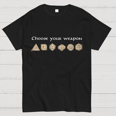 Wähle deine Waffe Geeky T-Shirt
