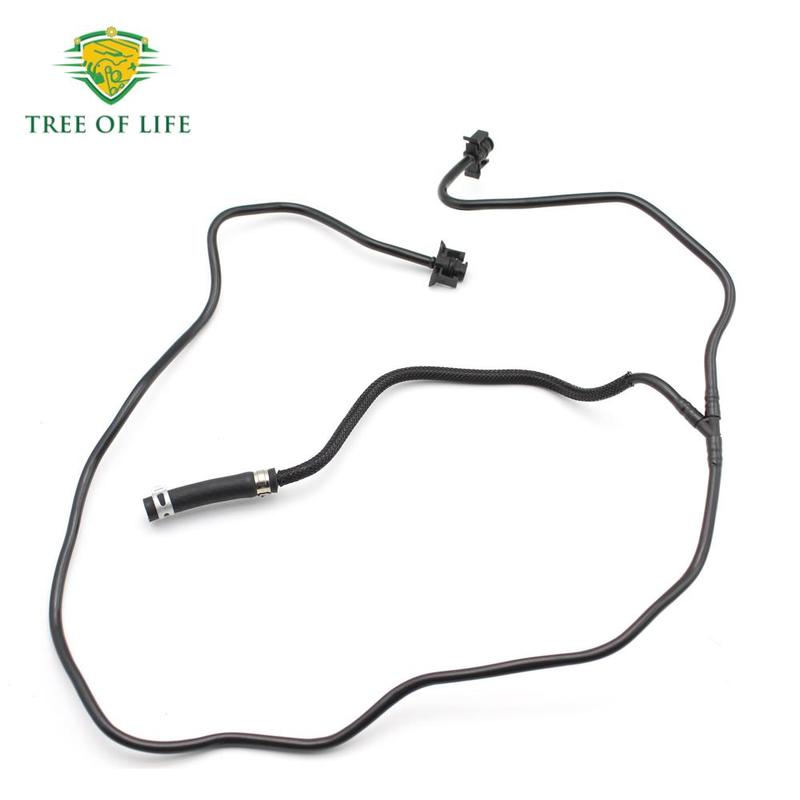 Tubo del Serbatoio del Liquido di Raffreddamento del Radiatore per Ford Focus 2012 2013 2014 2015 2016 2017 2018 2.0L CV6Z-8K012-K CV6Z8K012K