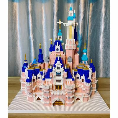 Gift Pink Castle Model Kits Toys Microblock Building Blocks for Adults Princess Kids Castles Architecture Set Bricks