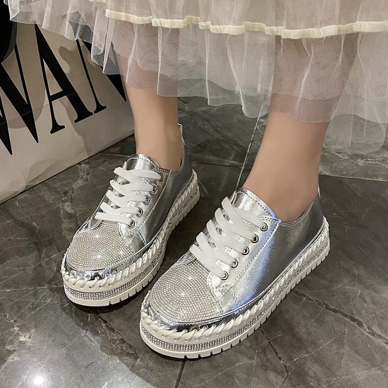 Internet celebrities with the same women's casual shoes 2025 new fashion rhinestone sewn shoes flat non-slip low-top women's shoes