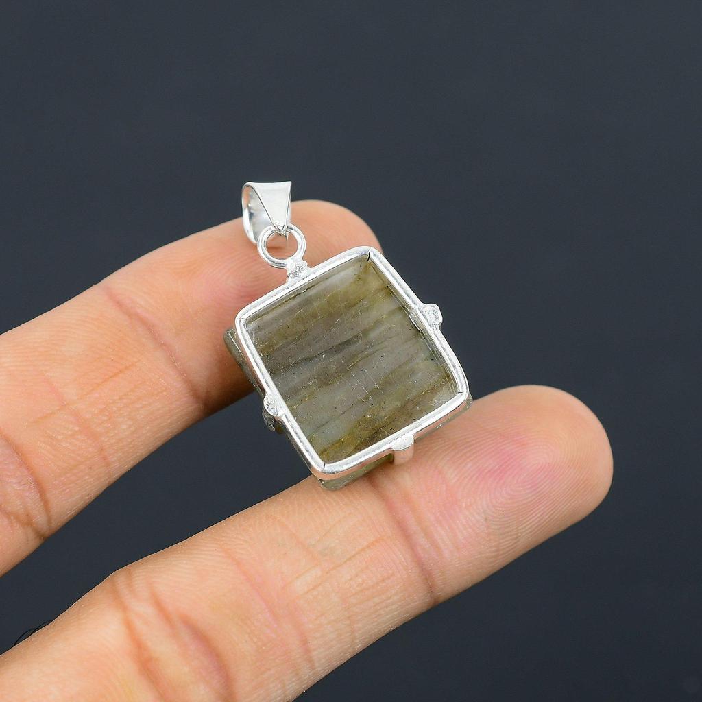 925 Silver Square Labradorite Gemstone Third Eye Chakra Boho New Pendant Jewelry